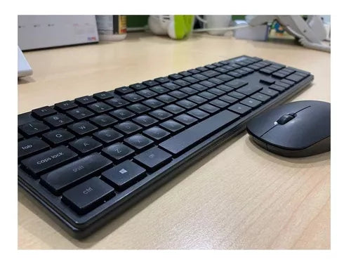 Combo Teclado y Mouse Inalámbrico Philips SPT6315 Negro